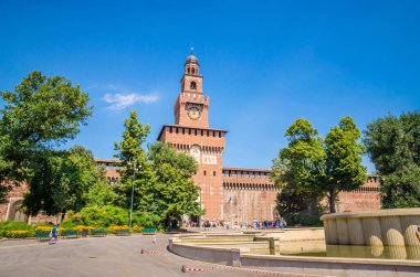 Sforza Kalesi - Castello Sforzesco Milano, İtalya