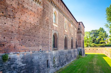 Sforza Kalesi - Castello Sforzesco Milano, İtalya