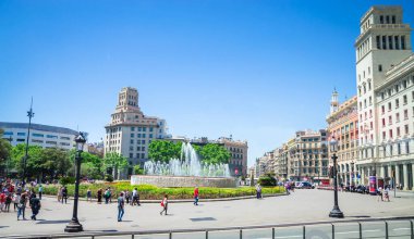 Katalonya Meydanı (Placa de Catalunya) Barcelona, Katalonya, S