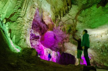 Prometheus (Kumistavi) Imereti bölgesindeki Tskaltubo yakınlarındaki mağara