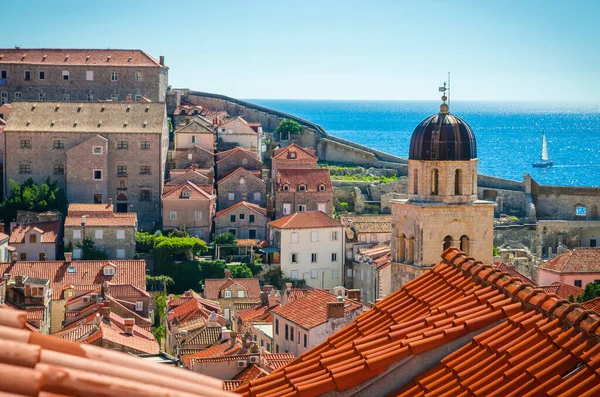 Hırvatistan 'ın ünlü Dubrovnik kentinin hava panoramik manzarası