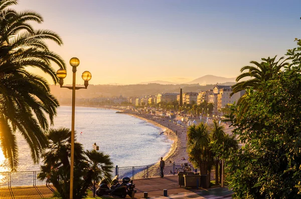 Nice 'teki sahil şeridi, Cote d' Azur, Fransız Rivierası, Fransa