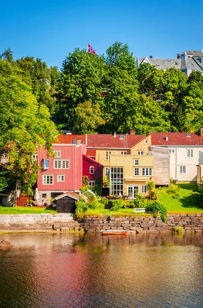 Norveç 'in güzel Trondheim şehrinin panoramik manzarası 