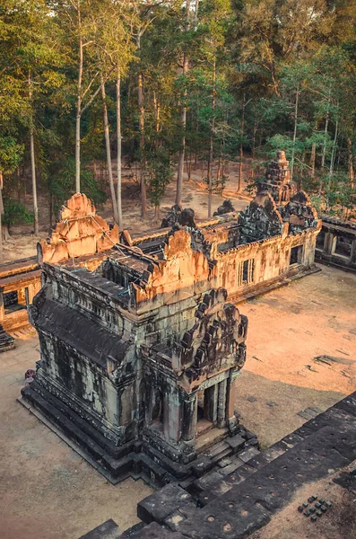 Angkor Tapınağı kompleksindeki Ta Keo tapınağının kalıntıları, Kamboçya. UNESC