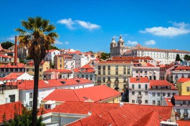 Eski Alfama, Lizbon, Portekiz 'in güzel panoramik manzarası