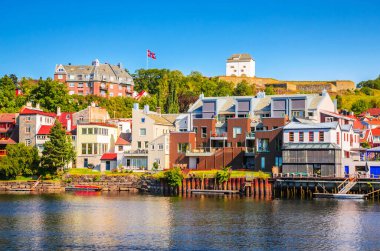 Norveç 'in güzel Trondheim şehrinin panoramik manzarası 