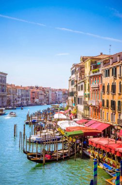 İtalya, Venedik 'teki ünlü Büyük Kanal' ın panoramik görüntüsü