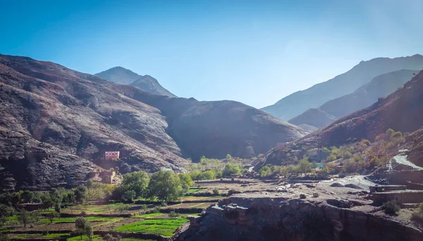 Atlas Dağları ile çöl yolu, Fas