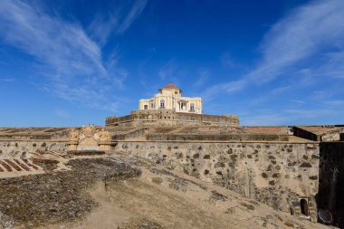 kalenin ve çevrenin görünümleri