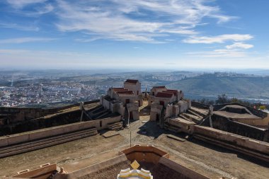 kalenin ve çevrenin görünümleri