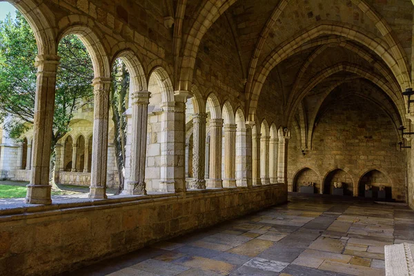 Hristiyan tapınağının farklı bölgeleri