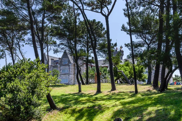 Tarihi konak ve bitişik bahçeler