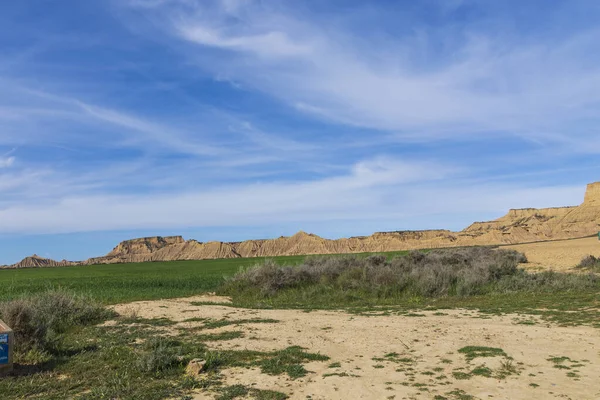 Vista Para Paisagem Semi Deserto Dia Ensolarado Com Clouds Também — Fotografia de Stock