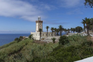Meydandan, ufuktan, denizden güzel manzaralar. ...