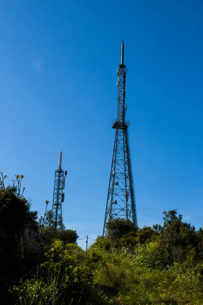 Anténní Vysílač Pro Mobilní Telefony Rádio Televizní Stanice Zblízka — Stock fotografie