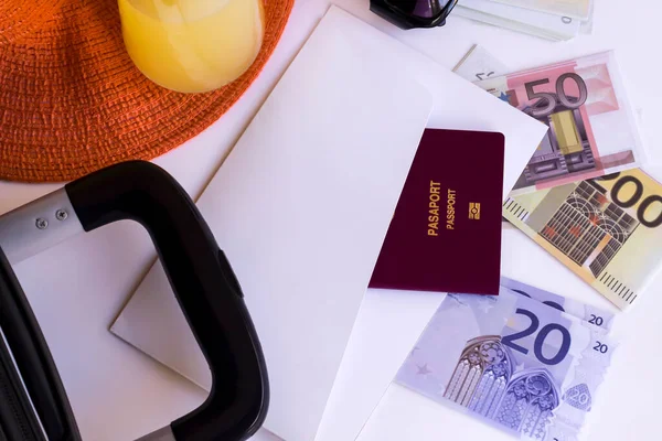Travel Concept Summer Hat Glasses Euro Money Calculator Handle Suitcase — Stock Photo, Image
