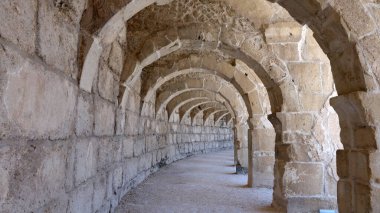 Antalya 'daki Aspendos Antika Tiyatrosu' nun en üst katındaki manzara