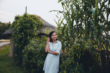 Hint baston tarafından Kadın kırsal rahat ve güvenli