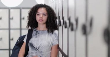 Afro-Amerikan lise öğrencilerinin dolaplar tarafından portresi