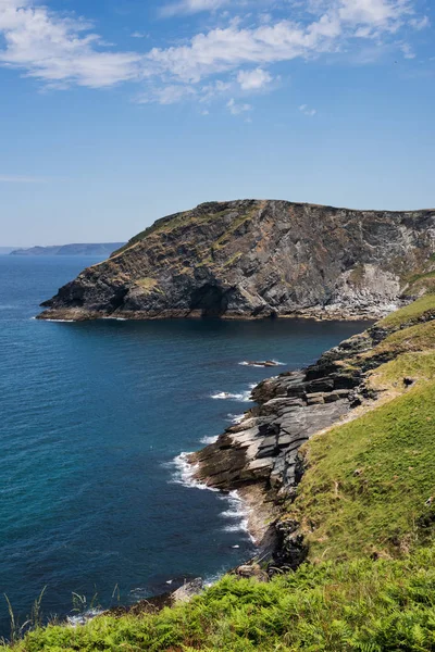 National Trust Blick Auf Camelot Castle Glibe Cliff Tintagel Cornwall — Stockfoto