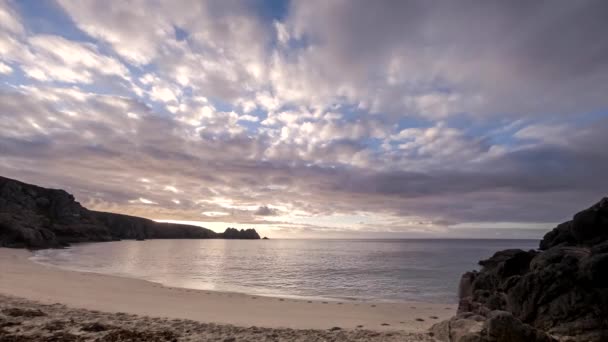 Porthcurno Plajı Nda Sunrise Zaman Geçirmeli Filmde Ngiltere Cornwall Niş — Stok video