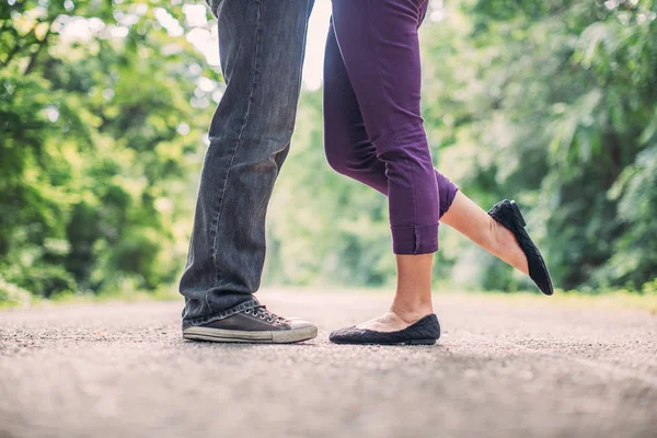 Coppia Bacio Amore Dolce Storia Amore — Foto Stock