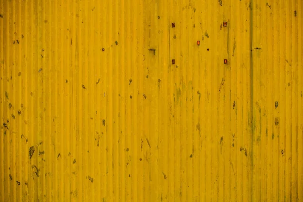 背景从老黄色金属墙壁 — 图库照片
