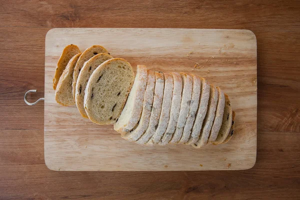 Pão Fresco Uma Mesa Madeira — Fotografia de Stock