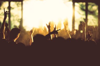 De odaklı konser kalabalığın Vintage tonu.