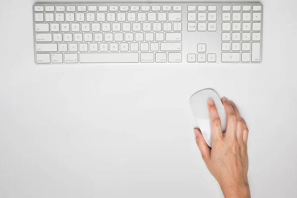 Espaço de trabalho com keyborad e mouse — Fotografia de Stock