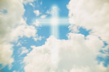 Gökyüzündeki haçı bulanıklaştırdı.