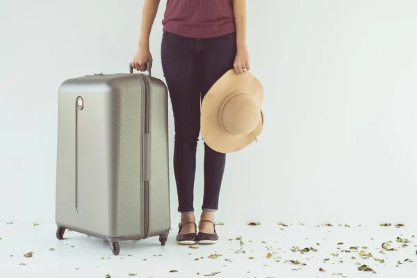 Vintage tone of Exciting Asian woman drag a luggage — Stock Photo, Image