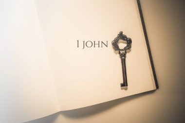 Vintage sesi 1 John İncil kitabı