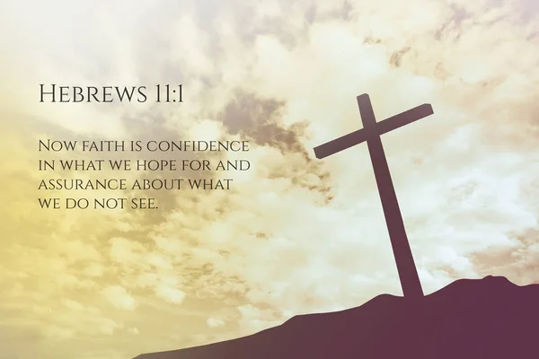 Hebrews 11:1 Vintage Bible Verse Background on one cross on a hill — Stock Photo, Image