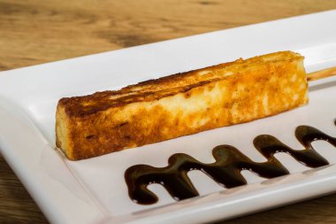 Geleneksel Brezilya barbekü peyniri 