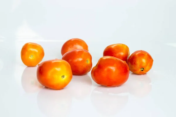Rote Tomaten Auf Weißem Hintergrund Thai Italien Bild Von Oben — Stockfoto