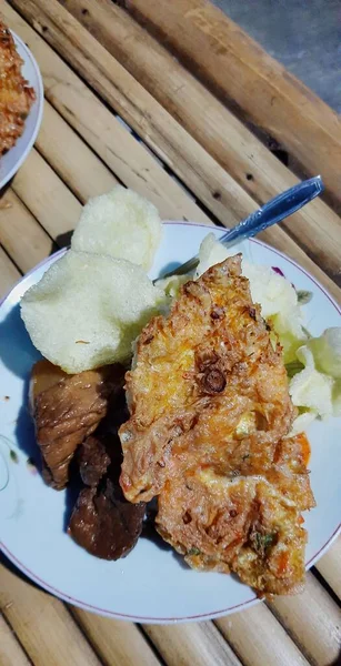 Makanan Tradisional Uduk Dari Jakarta Stok Foto Bebas Royalti