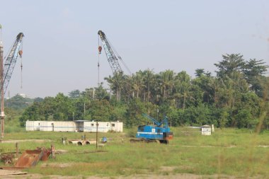 Yığınların inşası için proje. Yeşil topraklara yığınlar yerleştirmek. Konut için arazi hazırlığı