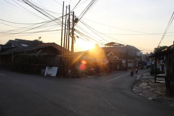 Die Sonne Geht Über Dem Seewasser Indonesien Auf — Stockfoto
