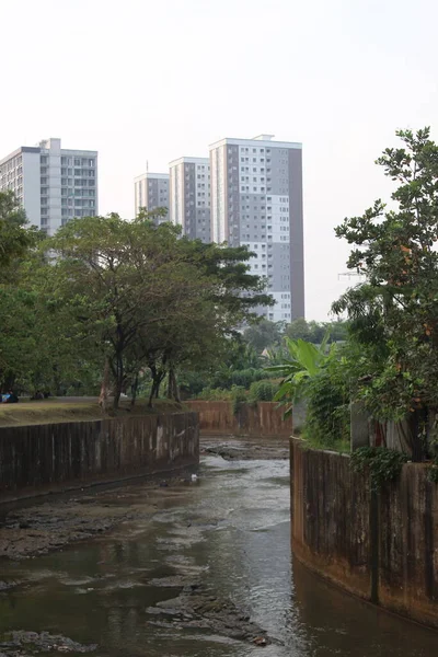 Fiume Tra Appartamenti Jakarta — Foto Stock