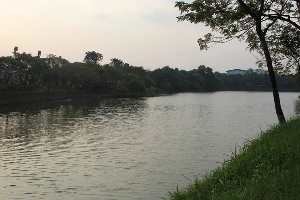 Lago Artificial Para Retener Agua Yakarta Lago Para Prevenir Inundaciones — Foto de Stock