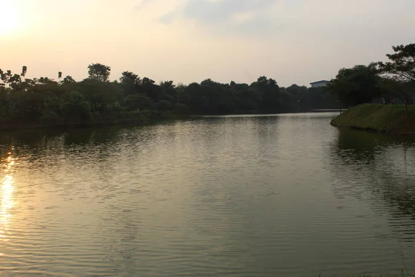 Atmosfera Del Pomeriggio Sul Lago Jakarta — Foto Stock