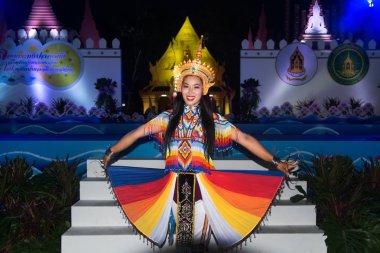 Taylandlı güzel kadın klasik Tay uyum halinde Monohra dans drama Güney Tayland menşeli bir türüdür. 