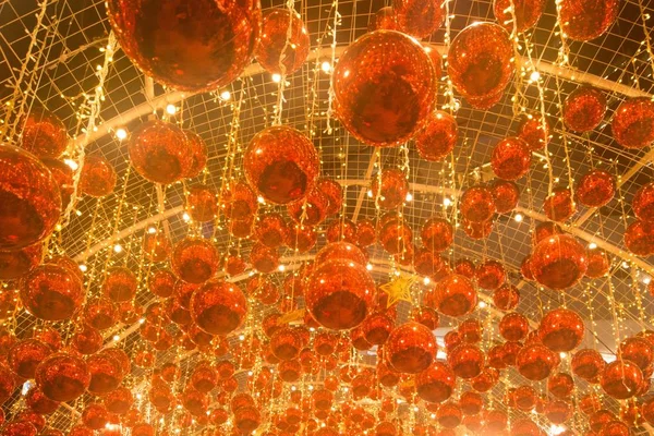 Palla Luce Decorare Tunnel Bello Sulla Celebrazione Natale — Foto Stock