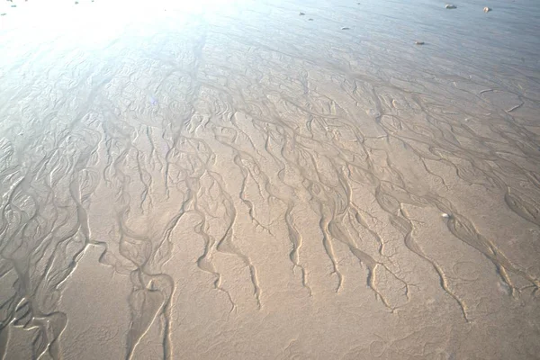 Sand Krusade Texturerat Mönster Och Bakgrund Skapad Lågvatten Strand — Stockfoto
