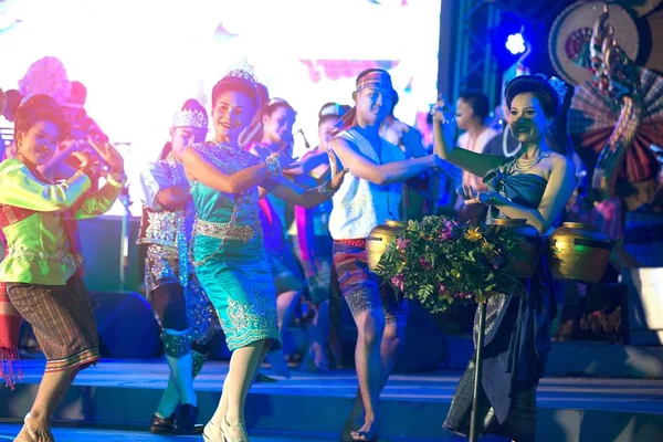 Bangkok Thaïlande Janvier 2019 Une Danseuse Non Identifiée Danse Une — Photo