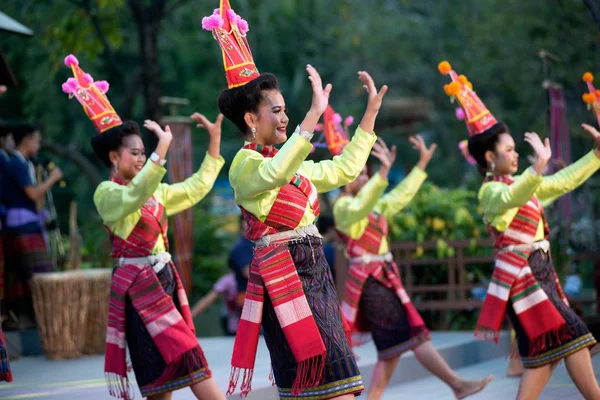 Bangkok Tailandia Enero 2019 Bailarín Identificado Baile Tradicional Tailandés Del — Foto de Stock