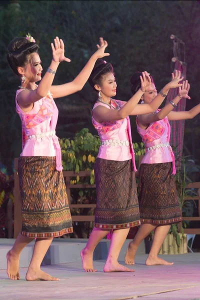 Bangkok Thailand January 2019 Unidentified Dancer Northeastern Traditional Thai Dancing — Stock Photo, Image