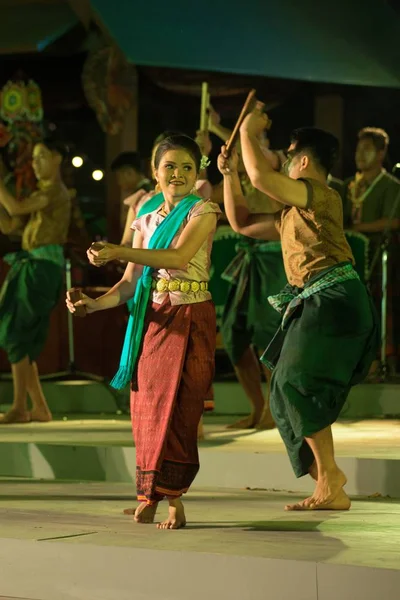 Bangkok Thailand January 2019 Unidentified Dancer Dancing Northeastern Traditional Thai — Stock Photo, Image