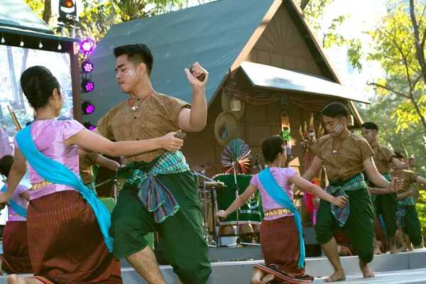 Bangkok Thaïlande Janvier 2019 Une Danseuse Non Identifiée Danse Une — Photo